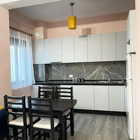 Apartment In Shkodra Exterior photo